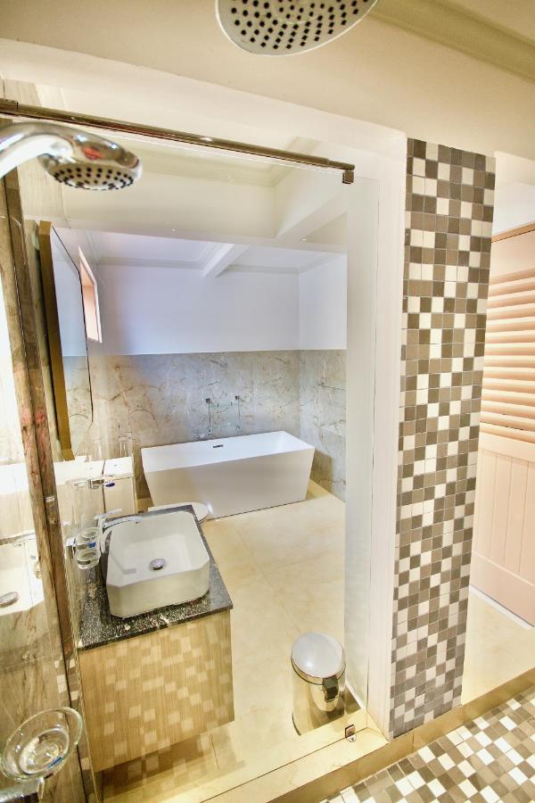 Sea Splash Self Catering And La Petite Maison Grand Anse  Exteriör bild