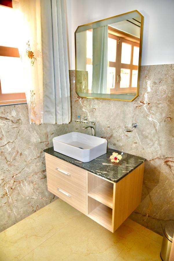 Sea Splash Self Catering And La Petite Maison Grand Anse  Exteriör bild