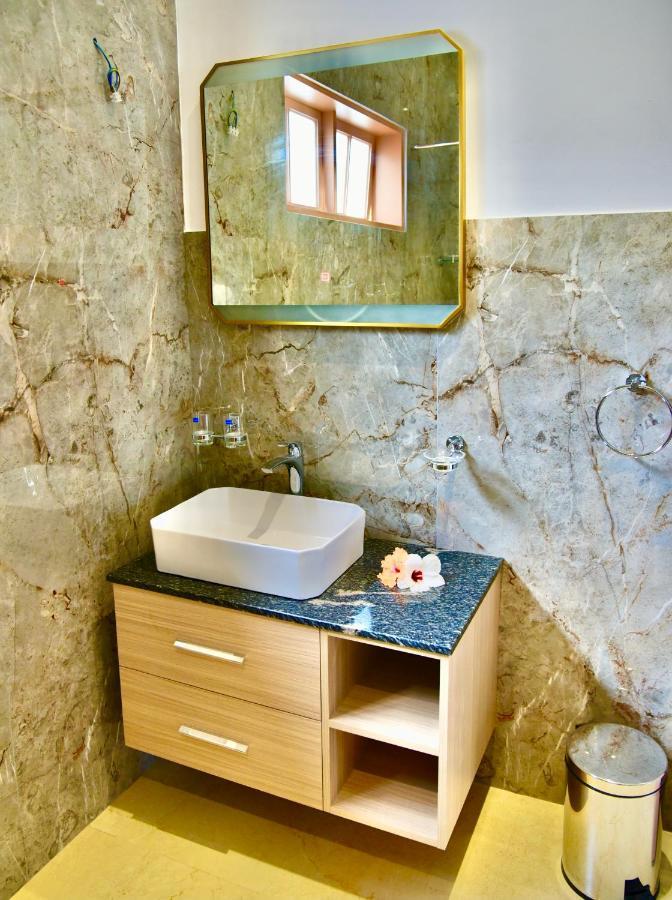 Sea Splash Self Catering And La Petite Maison Grand Anse  Exteriör bild